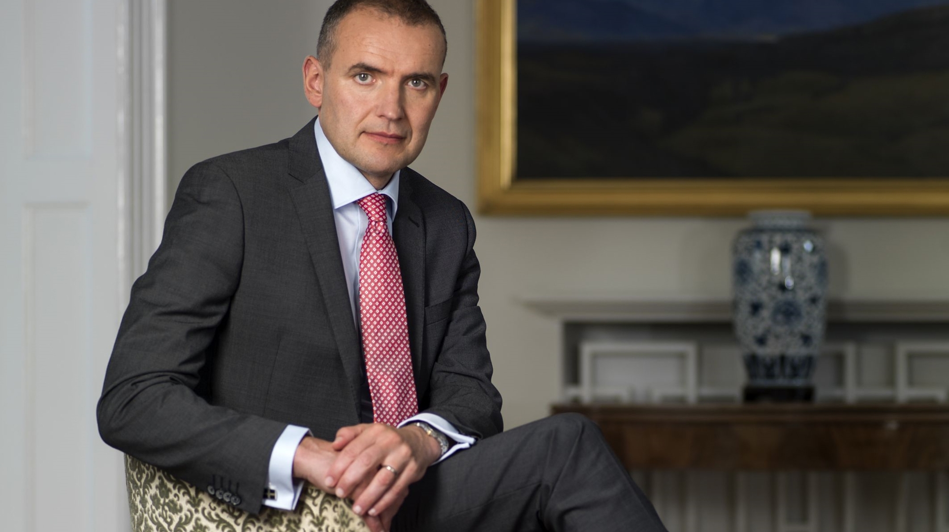 Søgufrøðingurin Og Fyrrverandi Íslendski Forsetin Guðni Thorlacius Jóhannesson