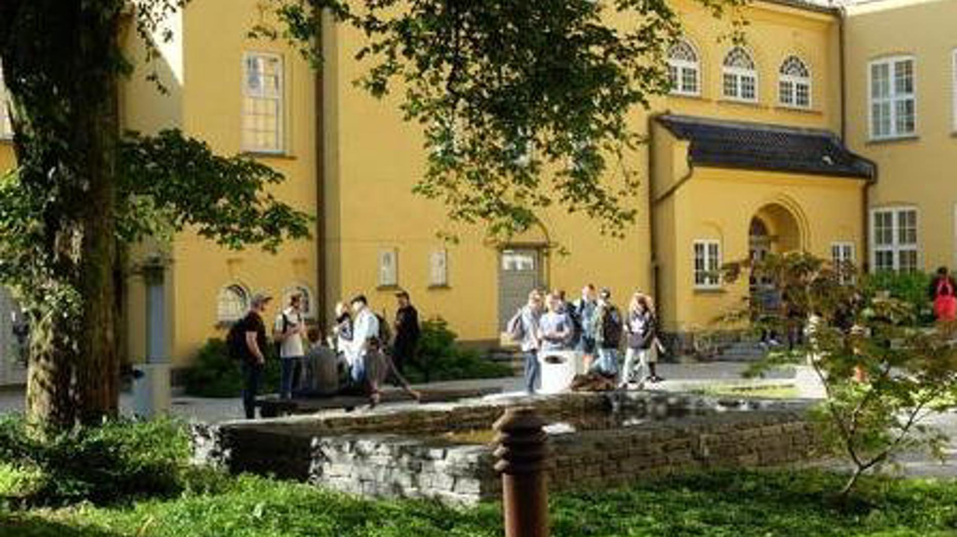 Undirvísing í Bergen og fyrilestrar í Wien