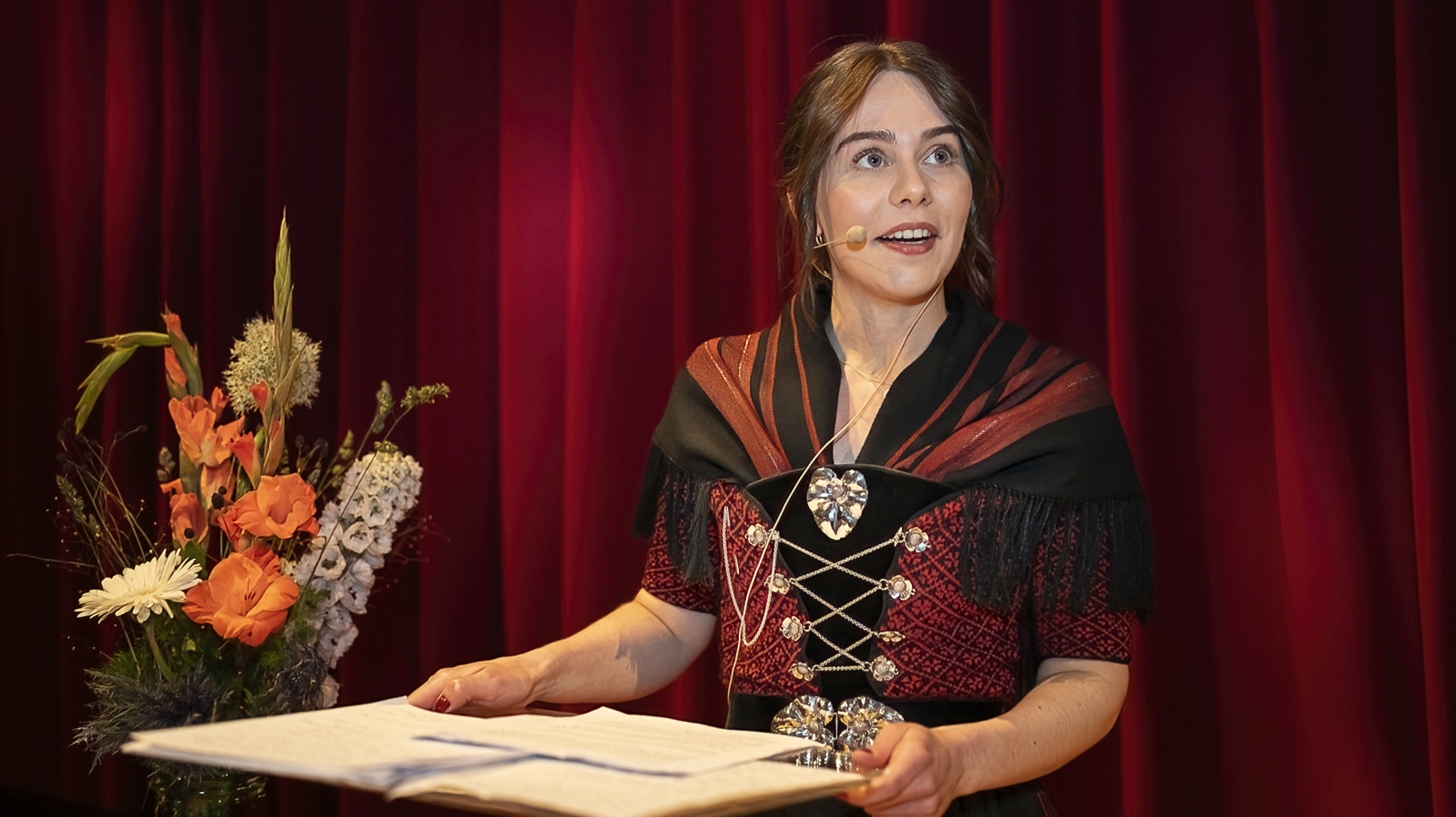 Birita Matras Petersen Bjarni Rubeksen KVF eigur myndina.jpg