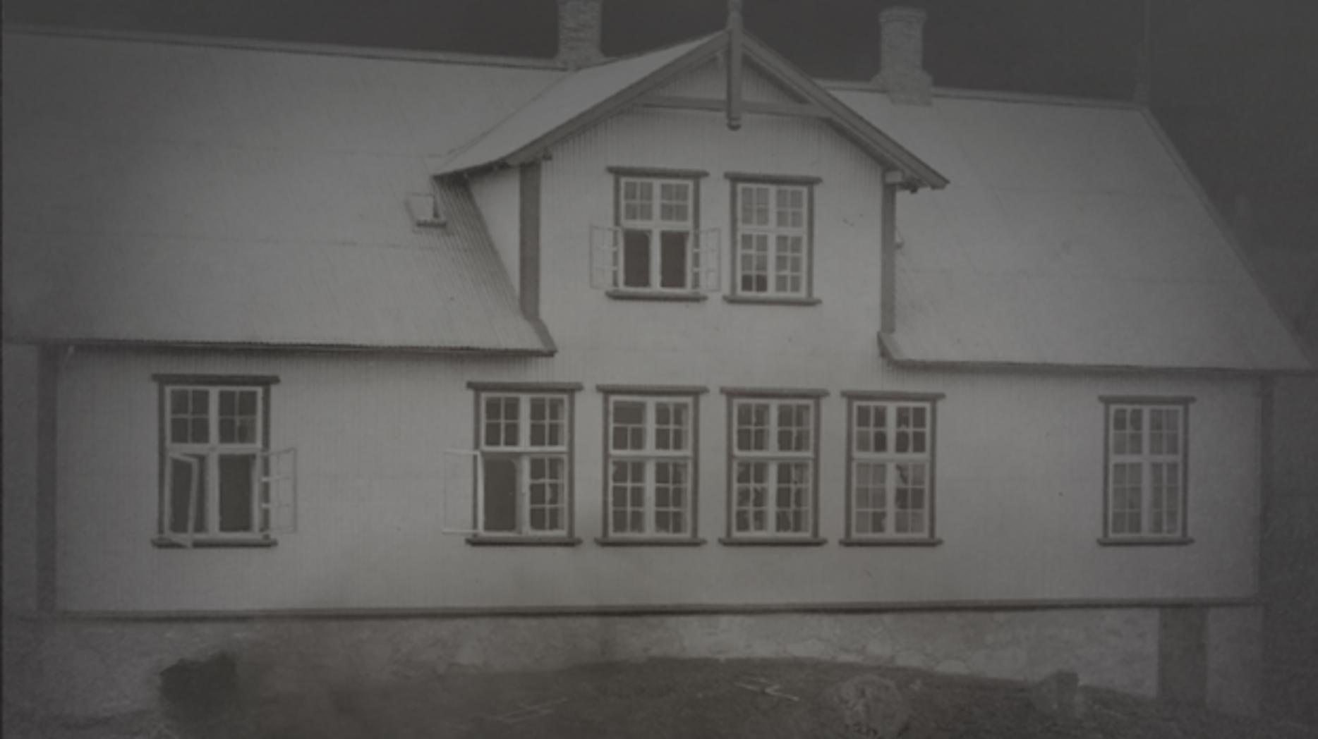 Bumbuatsoknin moti logtingshusinum i 1945.png