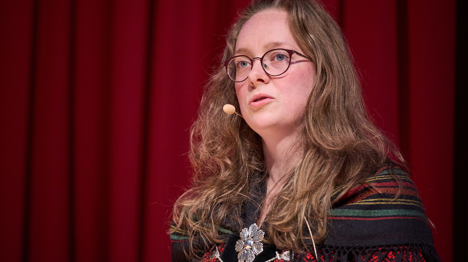 Helma Maria Tróndheim pdh heldur røðu.jpg